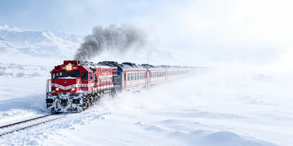 Doğu Ekspresi & Sivas & Erzincan & Erzurum & Kars & Kayseri Turu — karlı bozkırda Doğu Ekspresi